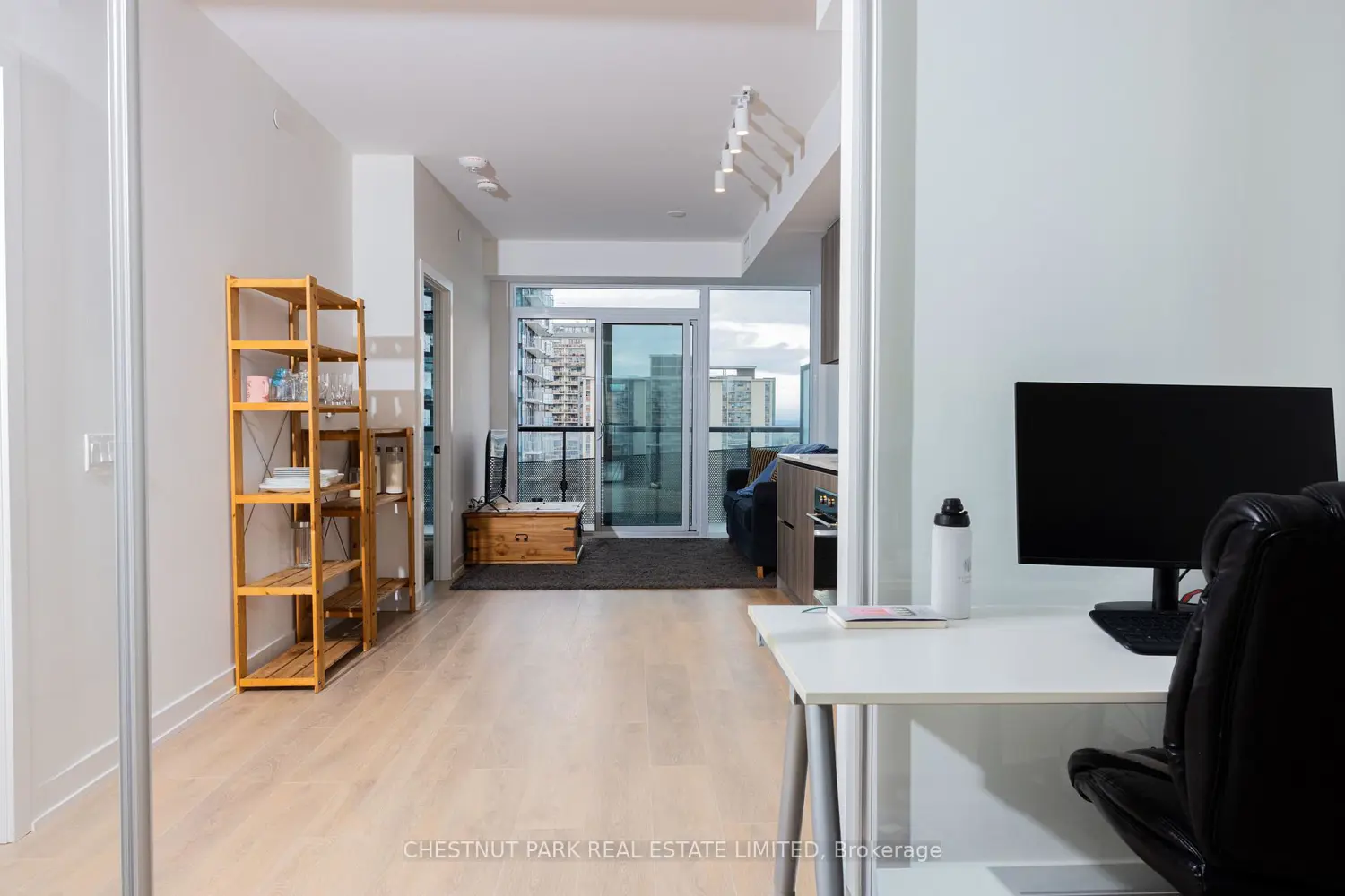 Additional image 4 of 117 Broadway Avenue 1807