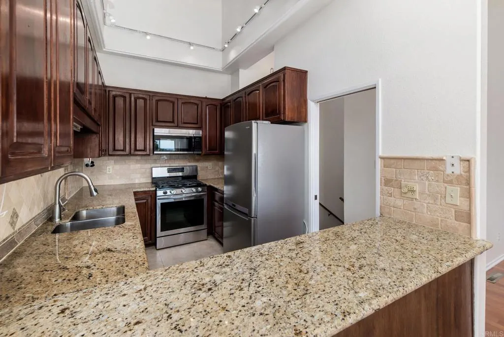 Additional image 9 of 6603 Santa Isabel Street Unit C, Carlsbad, CA 92009