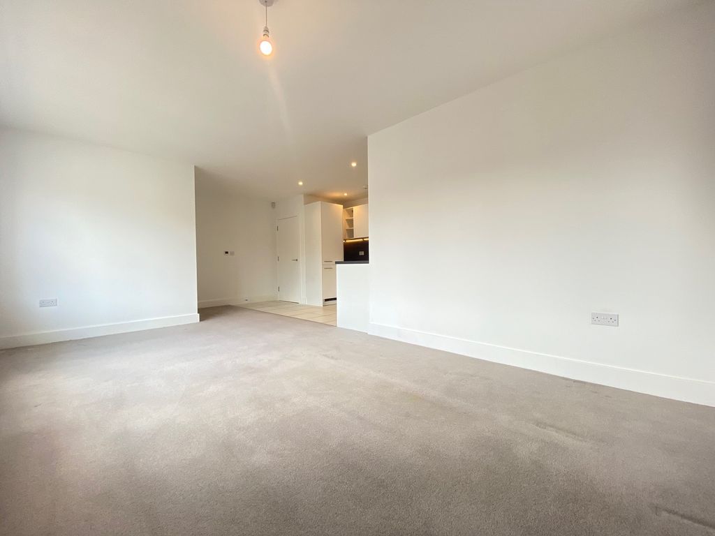 Additional image 5 of 2 bed flat to rentSt Peters Street, Worcester WR1