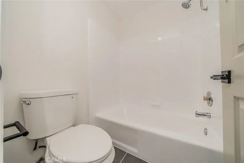 Additional image 85 of 2674 La Morada Dr, Rialto, CA 92377