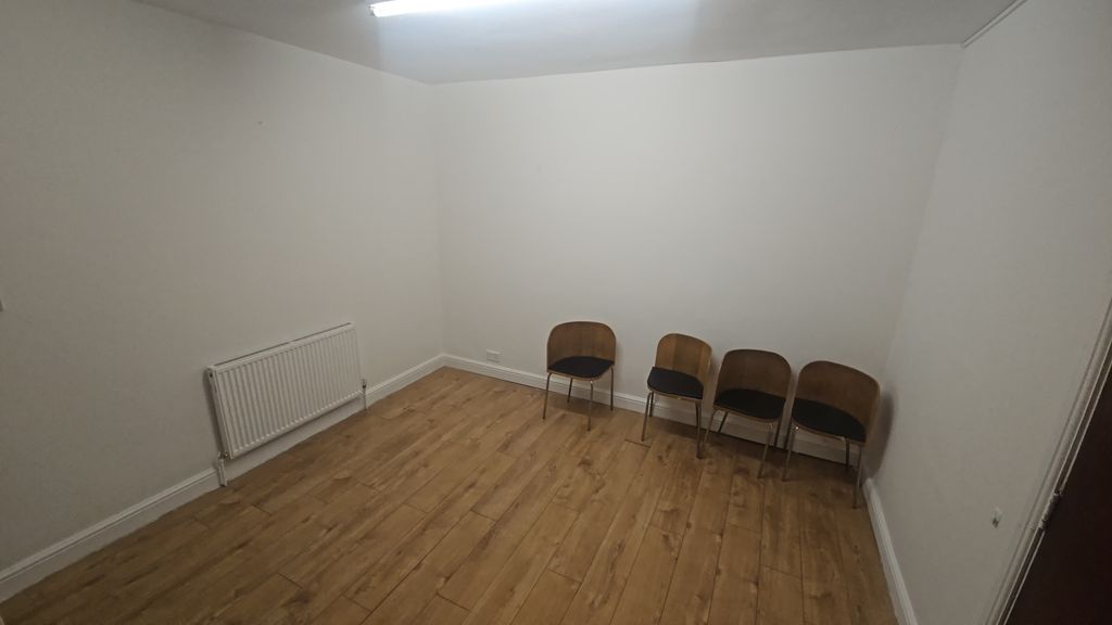 Additional image 16 of 8 bed shared accommodation to rentBiscot Road, Luton LU3