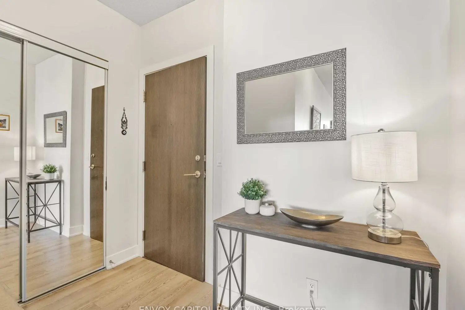 Additional image 6 of 28 Linden Street 1702