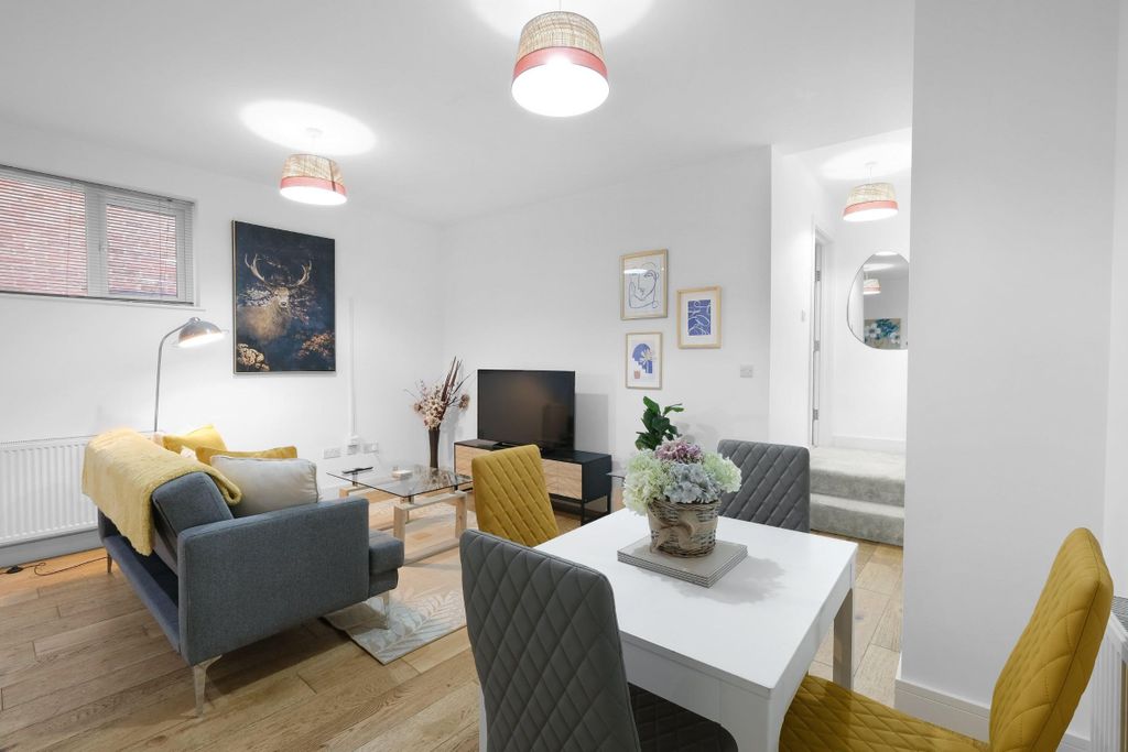Additional image 12 of 1 bed flat to rentEaston Street, High Wycombe HP11