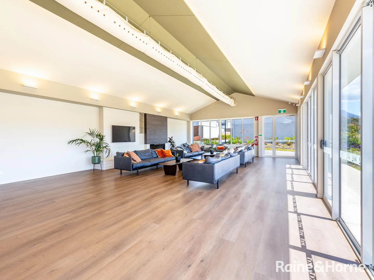 Additional image 21 of 16 Paperbark Crescent, Kingston TAS 7050