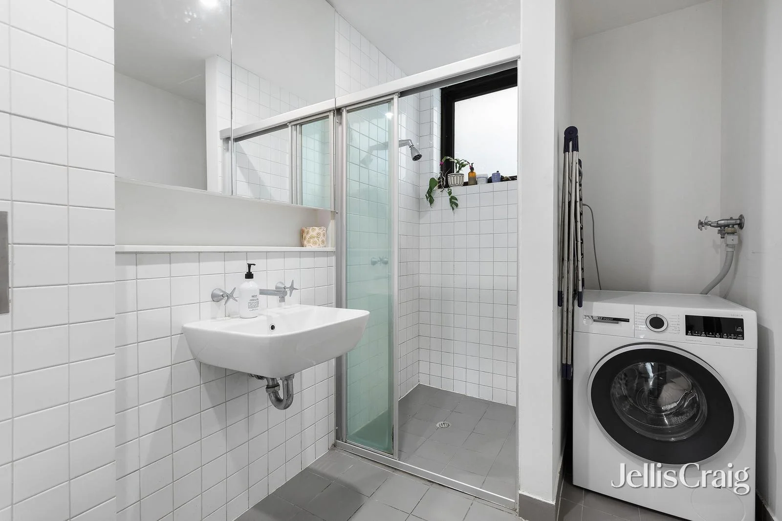 Additional image 6 of 4/63 Ormond Esplanade, Elwood VIC 3184