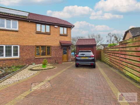 Millburn Gardens, Gardenhall, East Kilbride G75