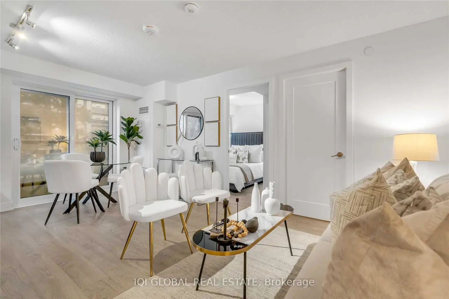 Additional image 16 of 9 Mabelle Avenue 226