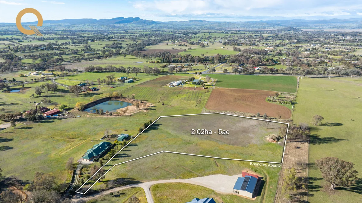 Additional image 5 of 28 Mountainpeak Lane, Table Top NSW 2640