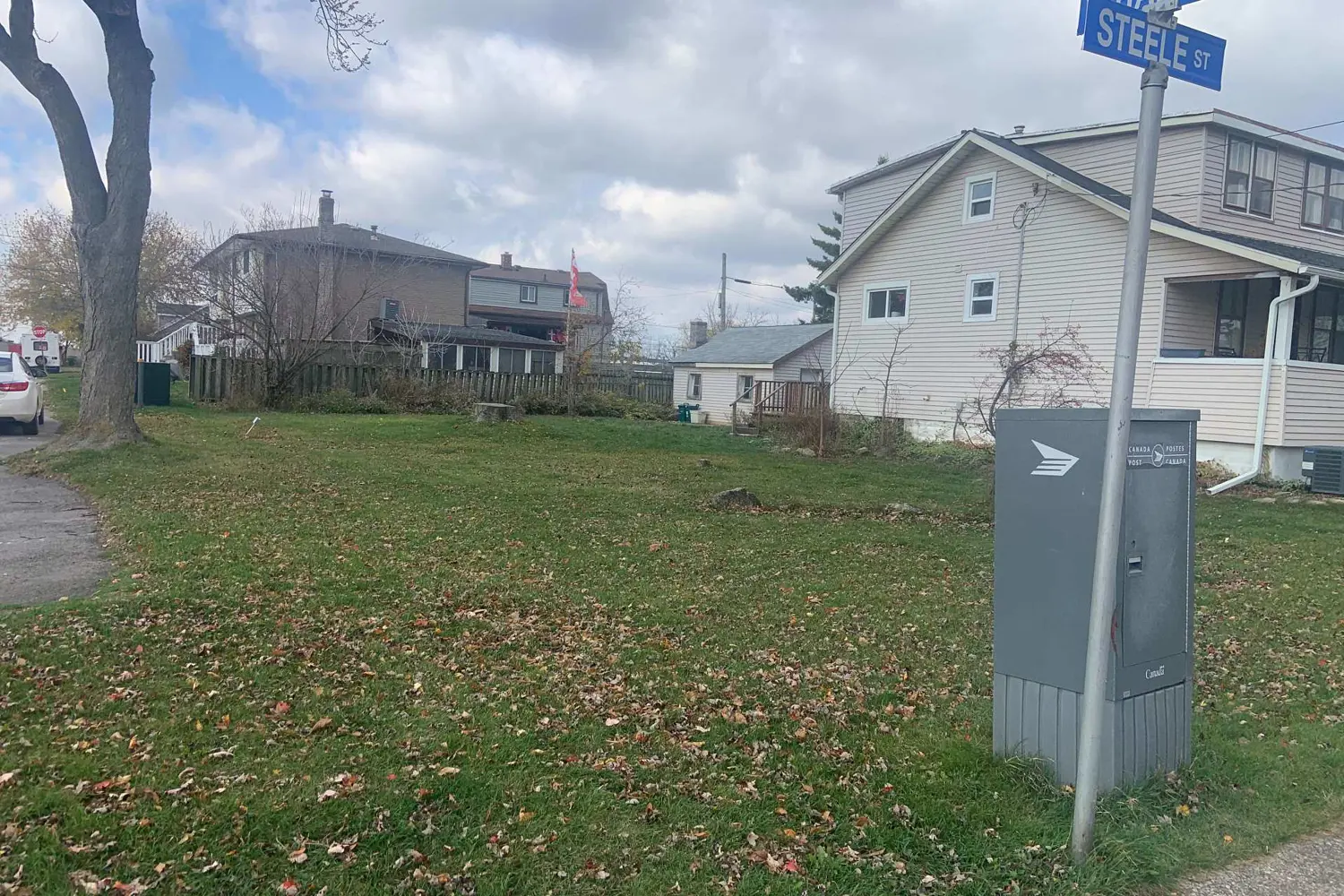 Additional image 2 of 652 Steele Street