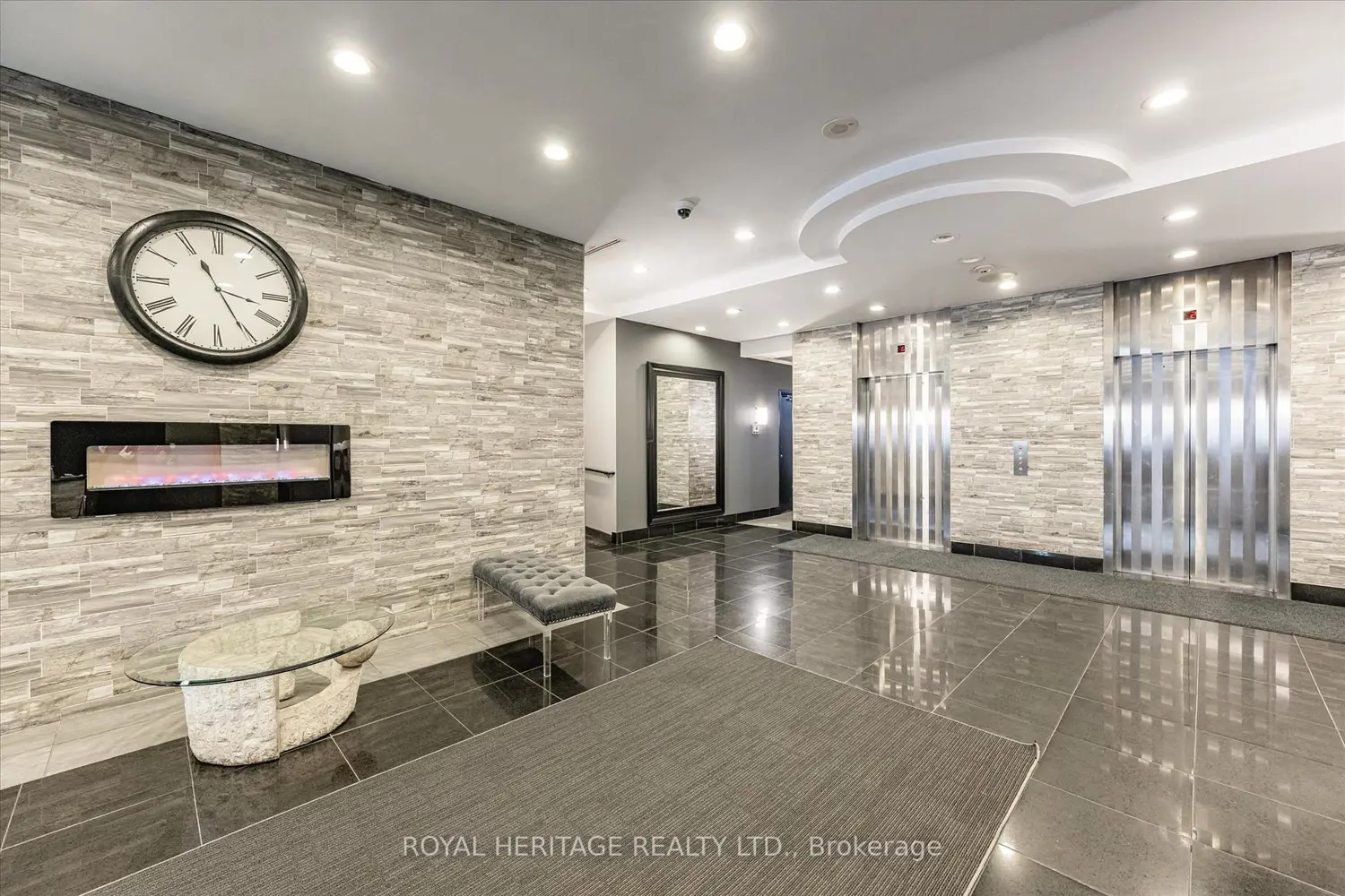 Additional image 15 of 135 James Street 615