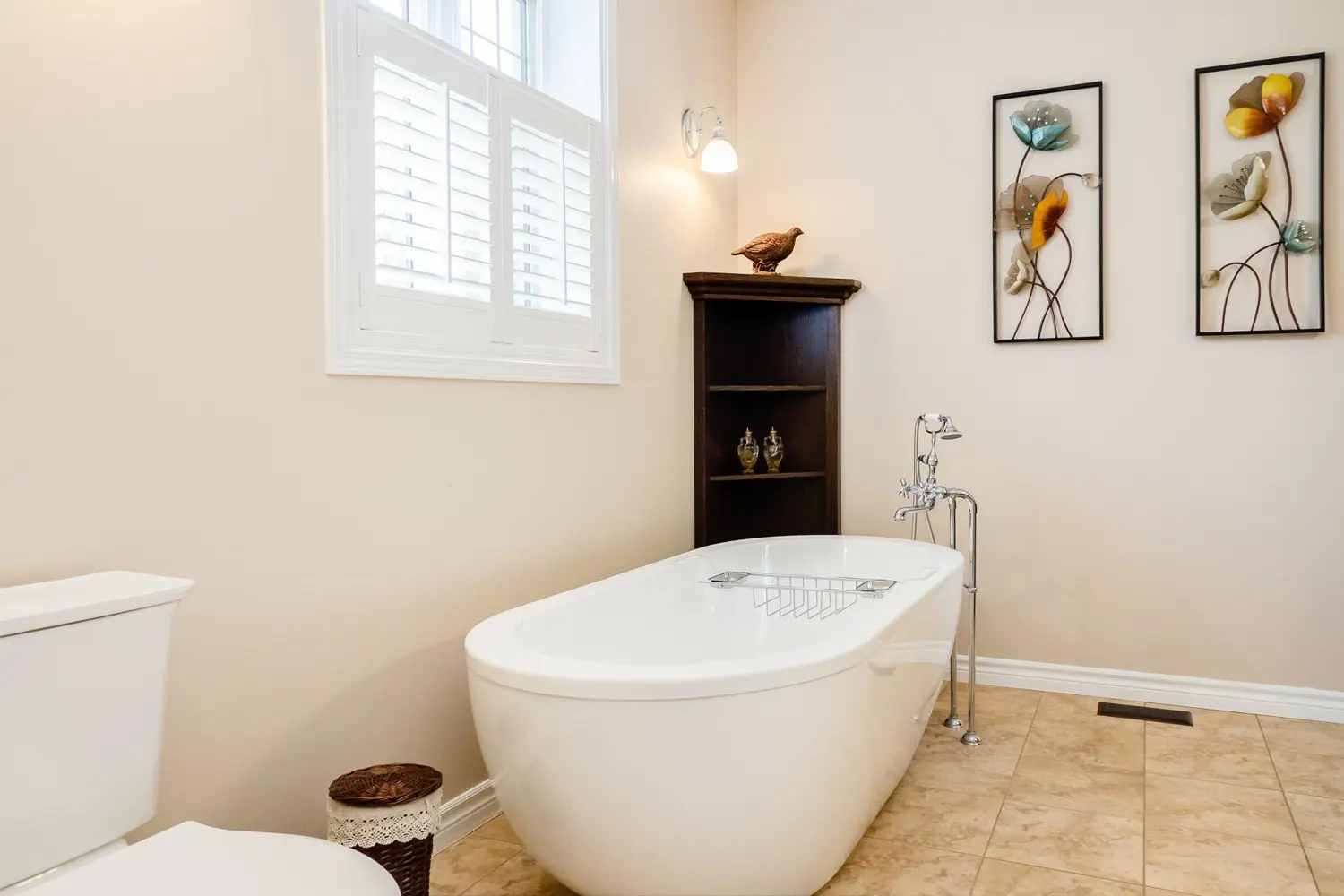 Additional image 5 of 18668 Concession 2 Road