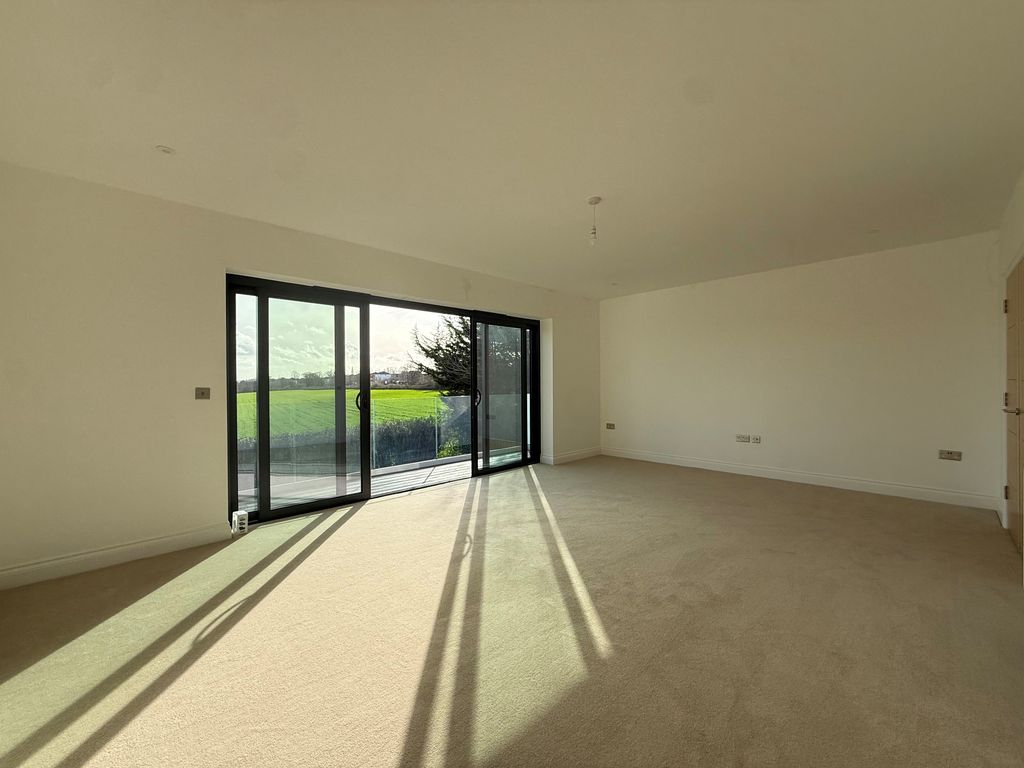 Additional image 17 of 5 bed detached house to rentOld Rydon Lane, Exeter EX2
