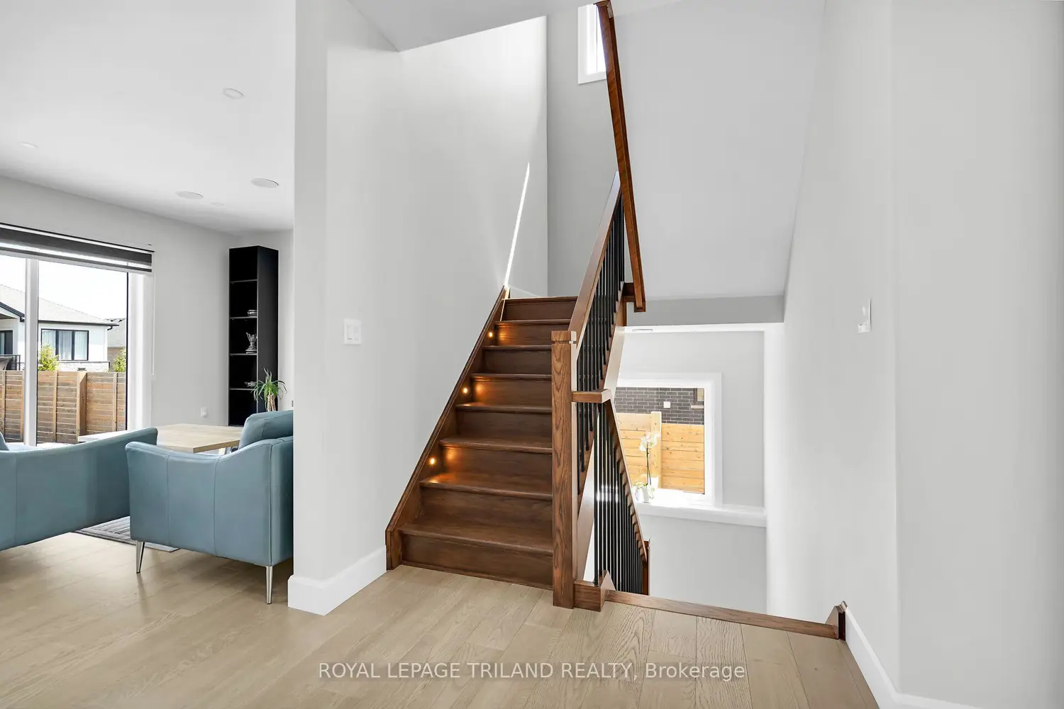 Additional image 5 of 62 Crestview Drive