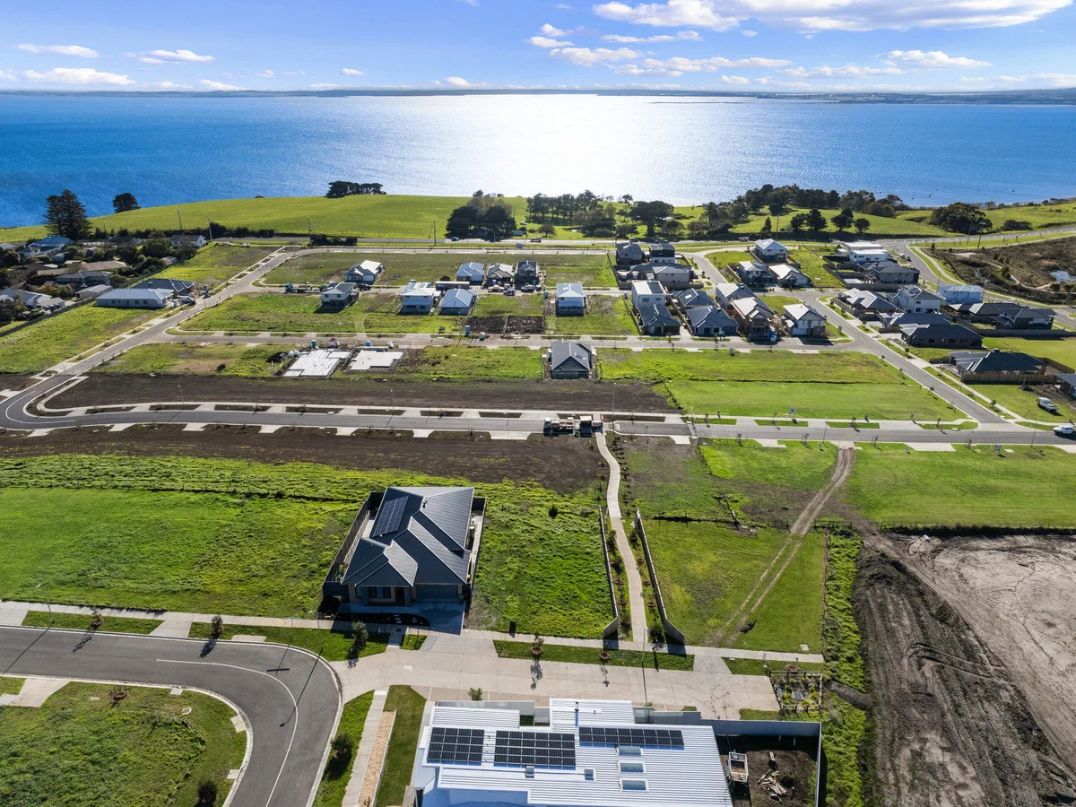 Additional image 6 of 1 White Wave Lane, San Remo VIC 3925