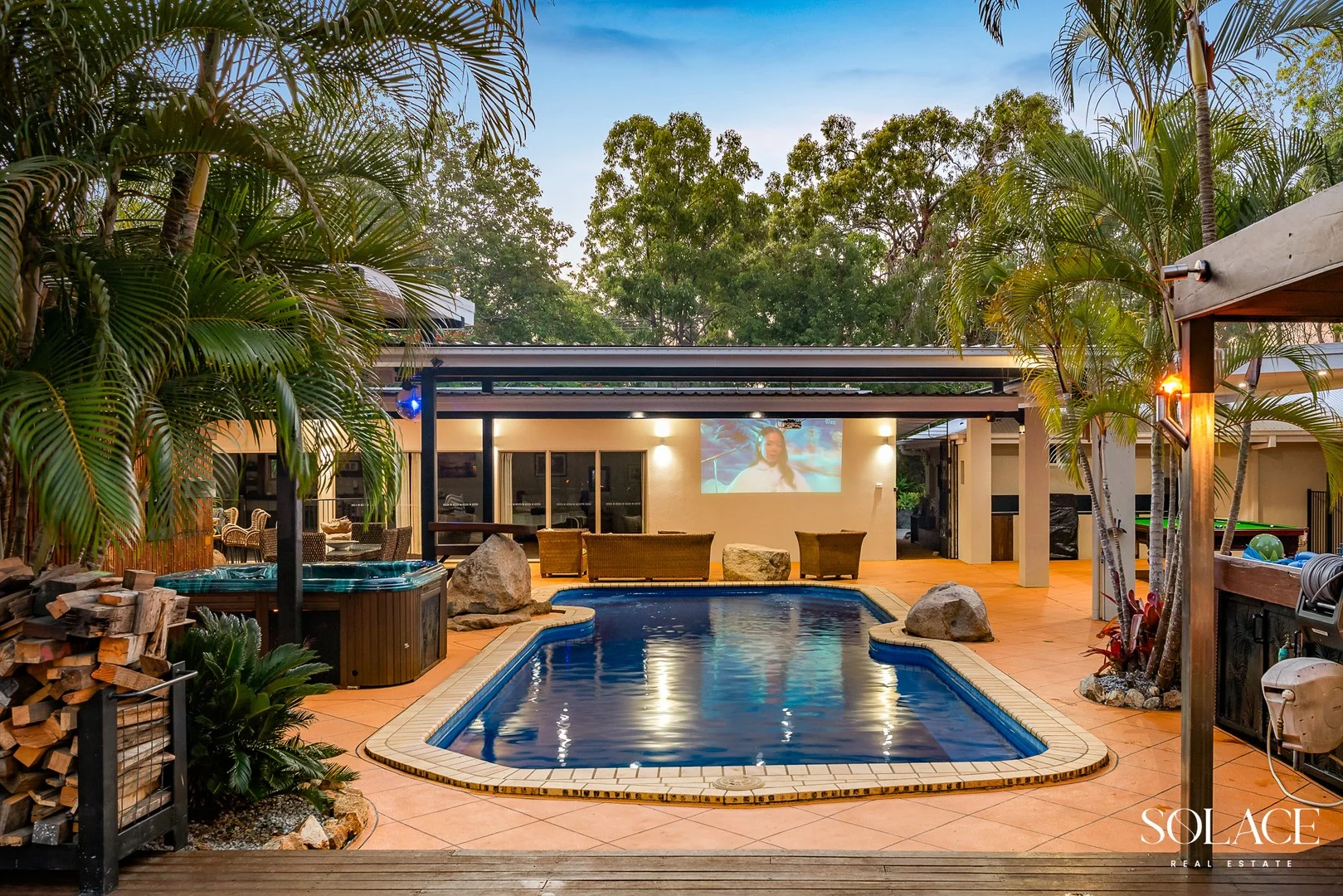 14 Golden Avenue, Tannum Sands QLD 4680