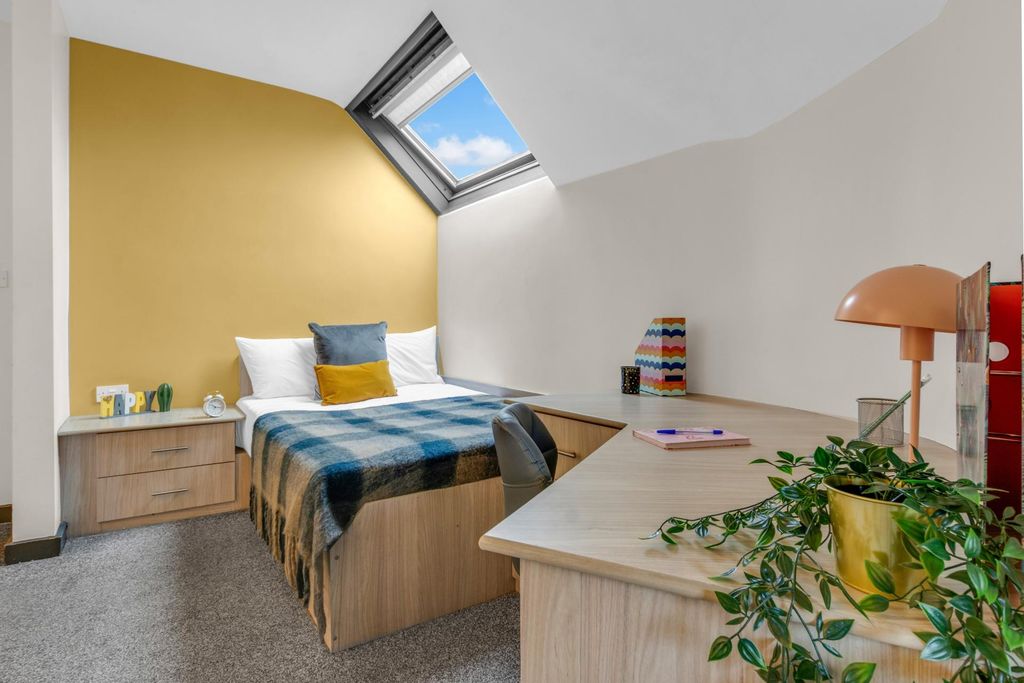 Additional image 10 of 5 bed shared accommodation to rentOtley Road, Leeds LS6