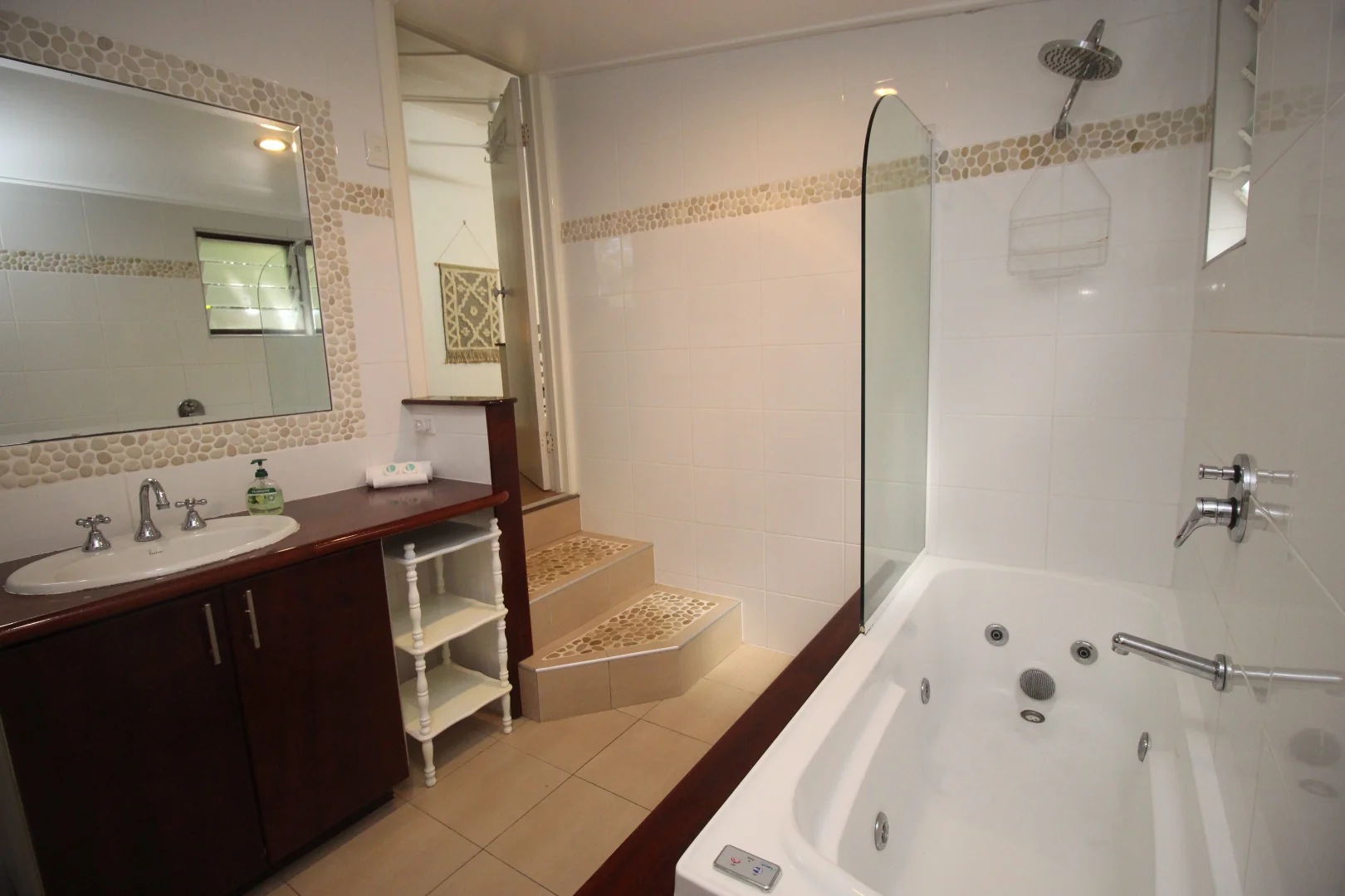 Additional image 10 of 12 Olympus Crescent, Arcadia QLD 4819