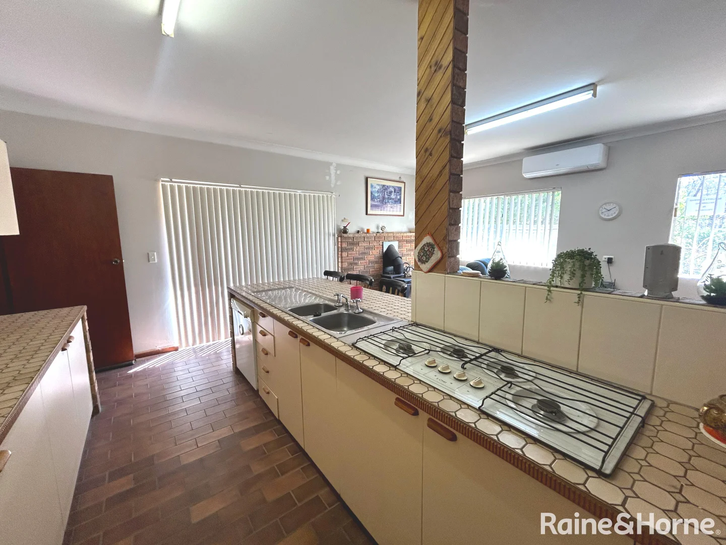 Additional image 6 of 1 Alexandra Street, Grenfell NSW 2810