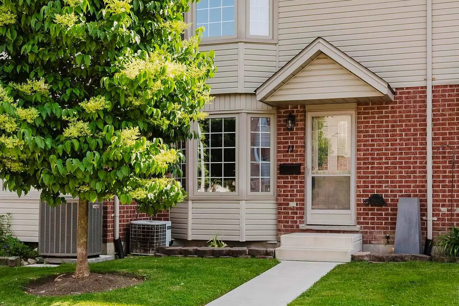 151 Martinet Avenue 11