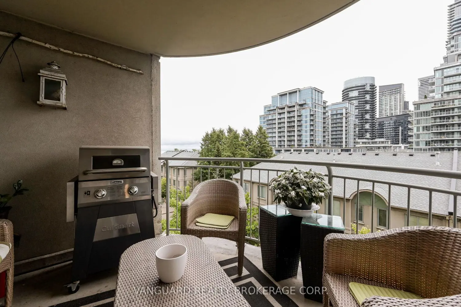 Additional image 6 of 2111 Lake Shore Boulevard 606