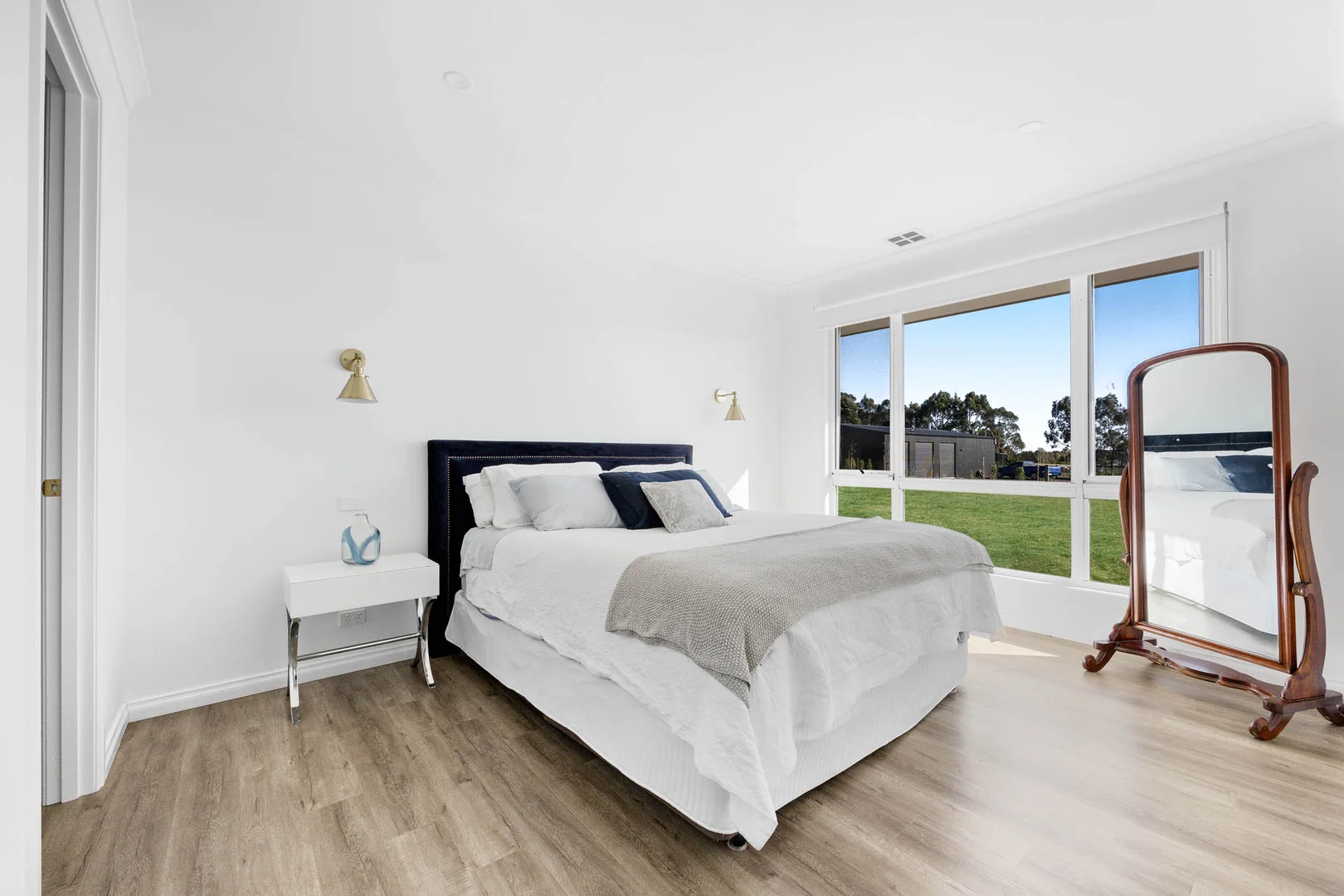 Additional image 13 of 21 Opal Court, Kyneton VIC 3444