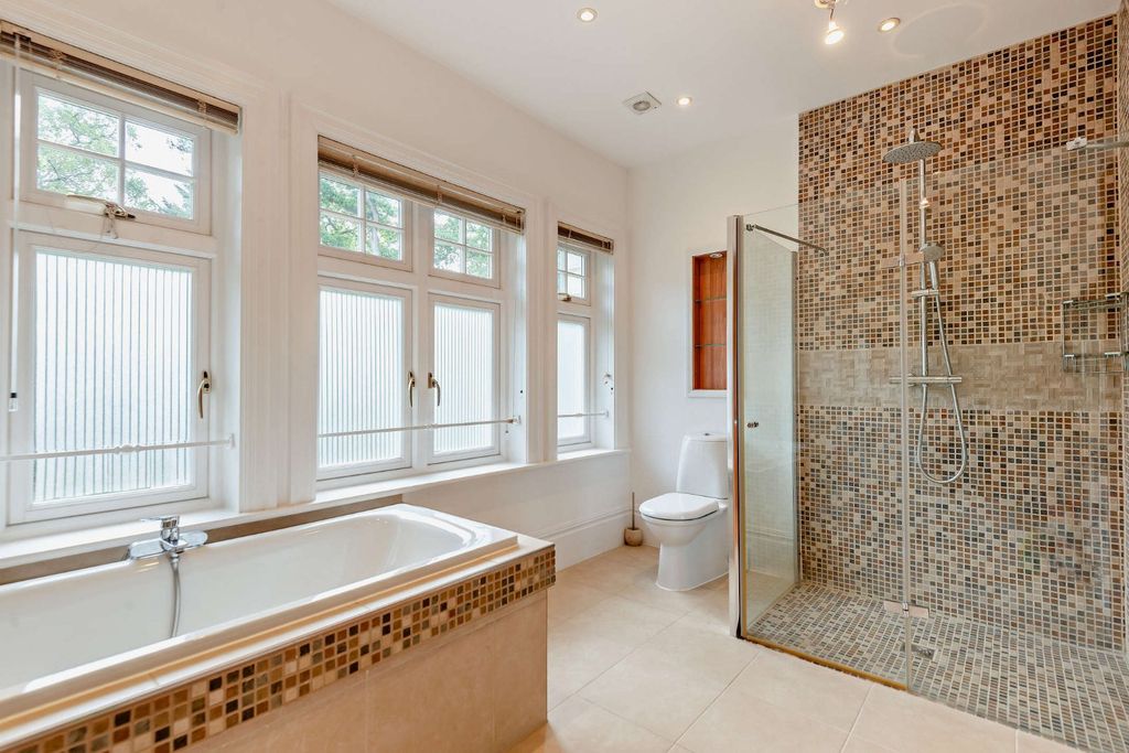 Additional image 19 of 7 bed detached house to rentWindsor Road, Ascot, Berkshire SL5