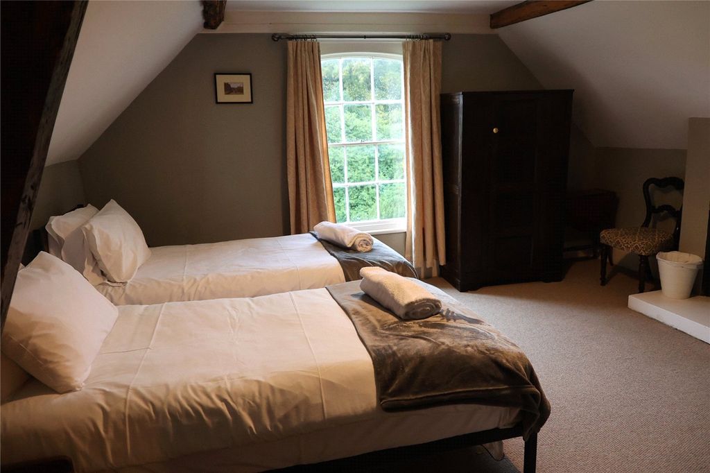 Additional image 30 of 11 bed detached house to rentGoring Heath, Reading RG8