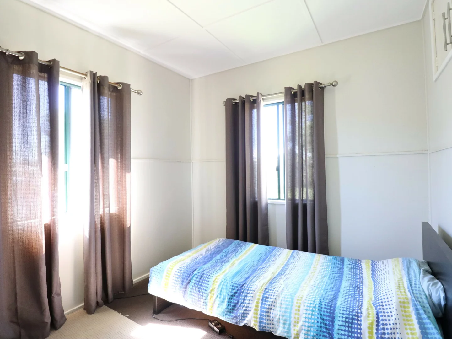 Additional image 19 of 1 & 2 / 18 Saunders Street, Roma QLD 4455