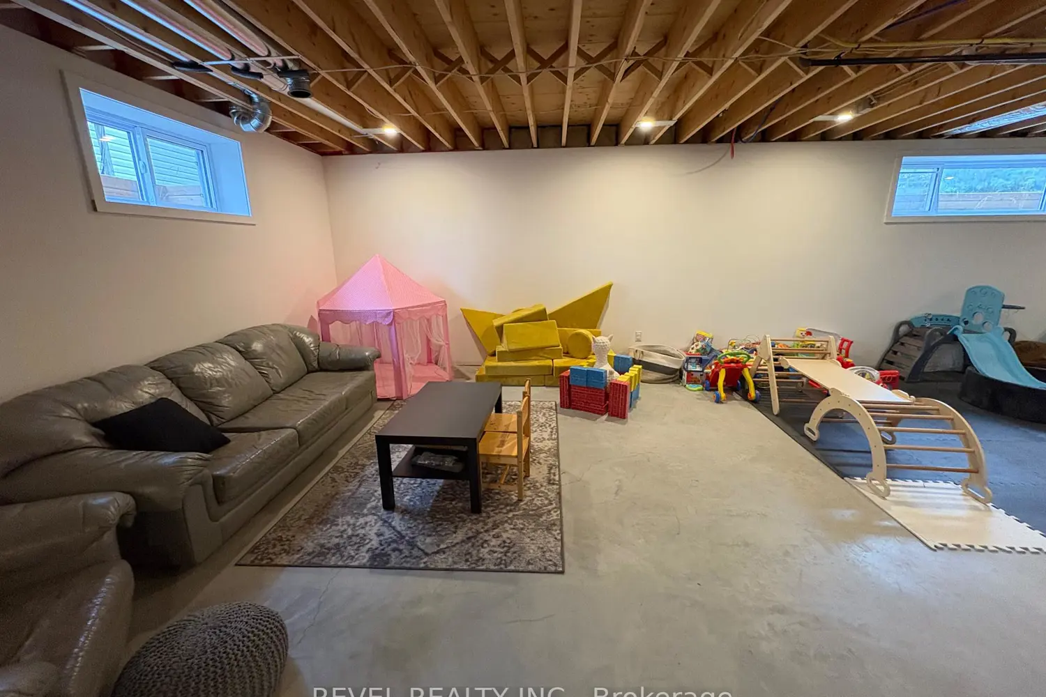 Additional image 13 of 172 Thirteenth Avenue