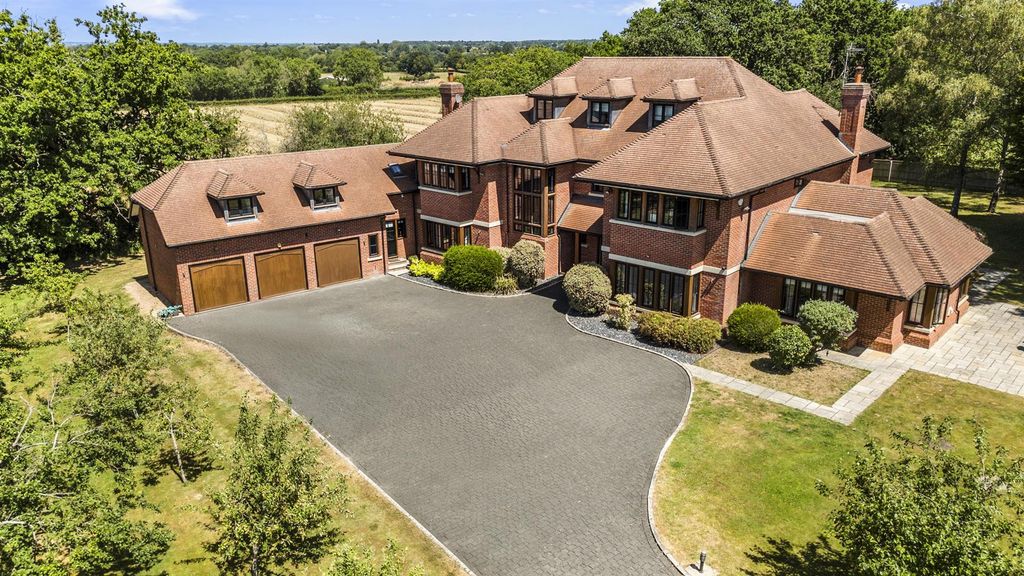 Additional image 27 of 6 bed detached house to rentChavey Down Road, Winkfield Row, Bracknell RG42