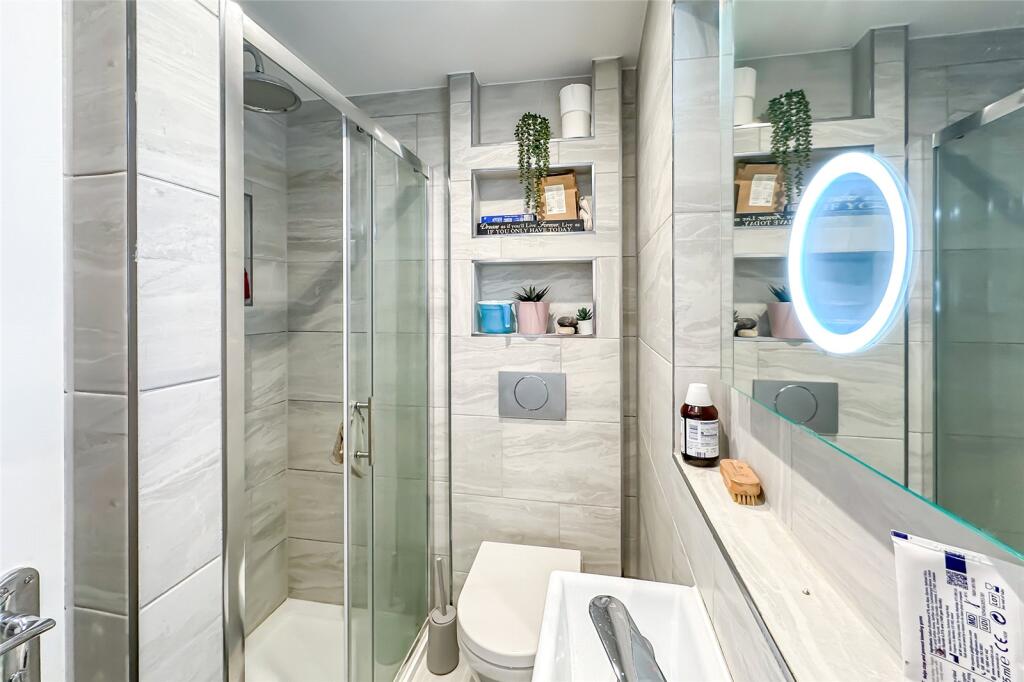 Additional image 16 of Leyland Avenue, St. Albans, Hertfordshire, AL1