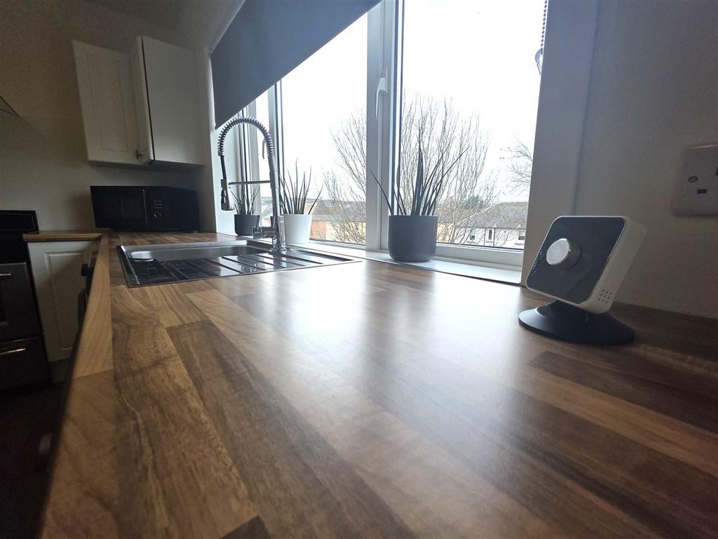 Additional image 10 of 3 bed flat to rentRoseberry Place, Burnbank, Hamilton ML3