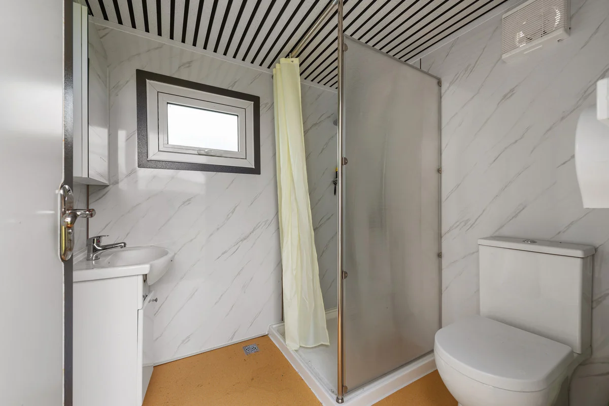 Additional image 14 of 28 Carpenter Street, Lakes Entrance VIC 3909