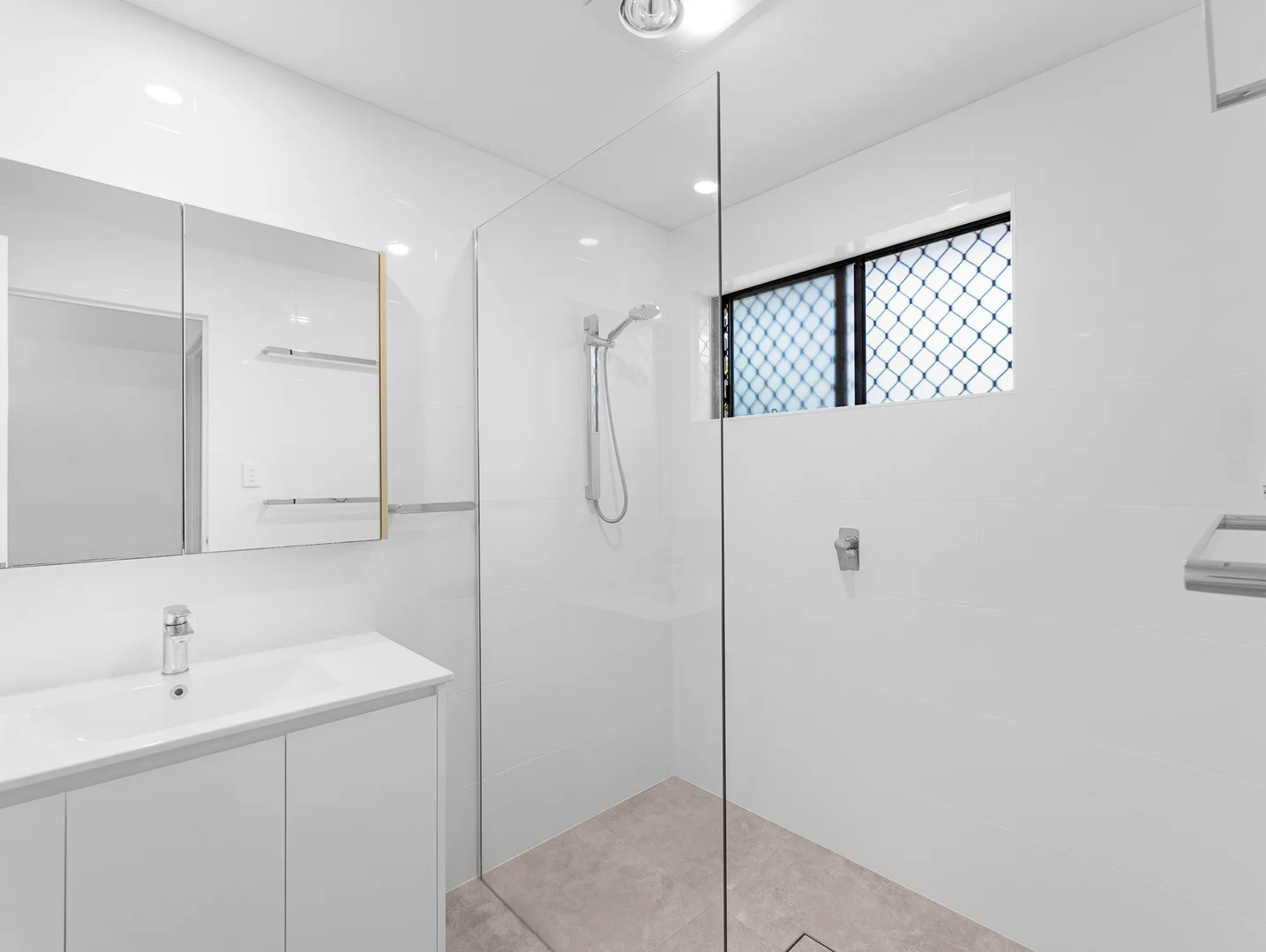 Additional image 11 of 5 Sandalan Way, Urangan QLD 4655