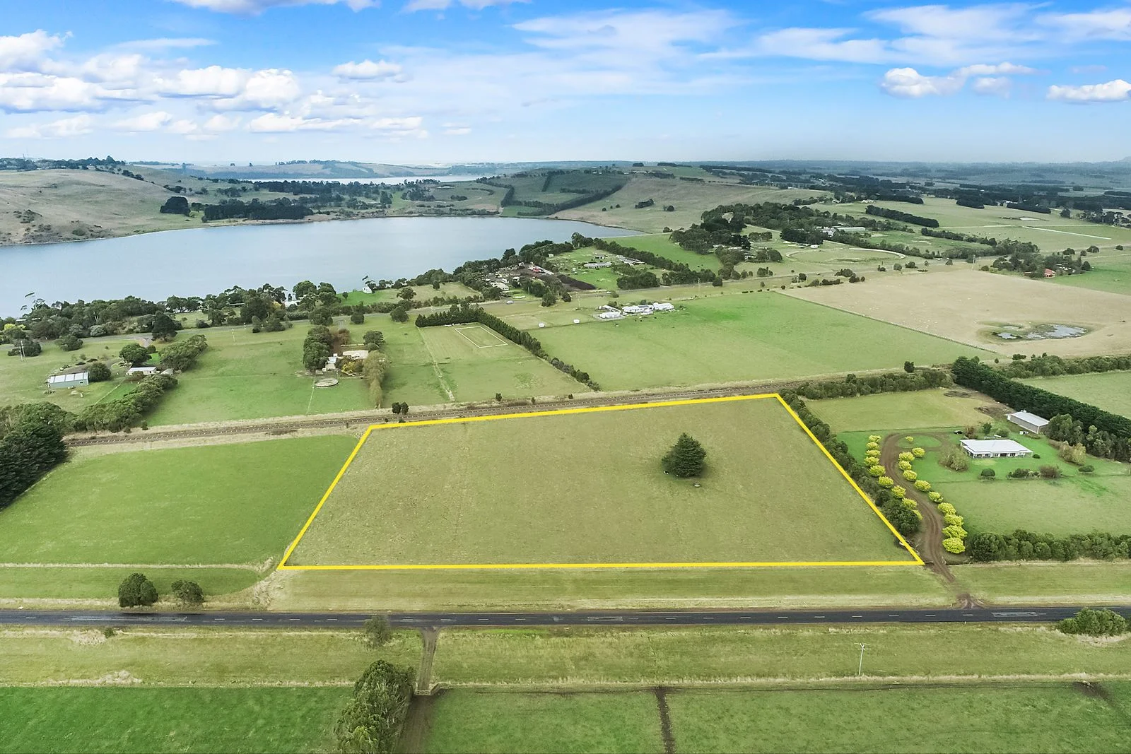 Additional image 3 of 115 Castle Carey Road, Camperdown VIC 3260