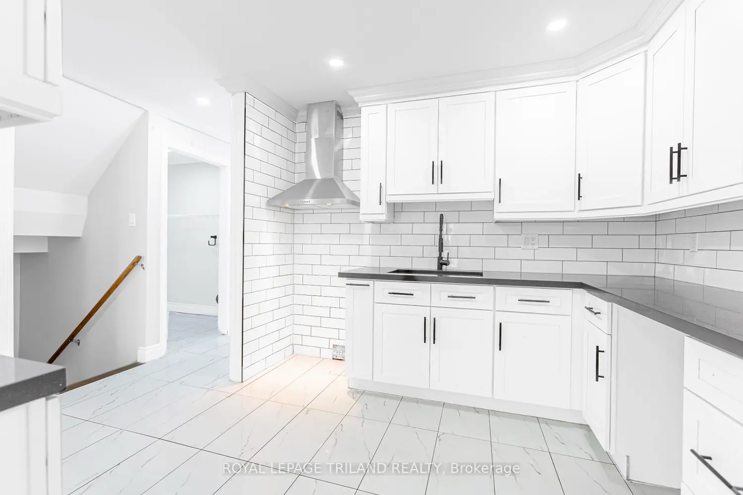 Additional image 8 of 30 Clarendon Crescent 39