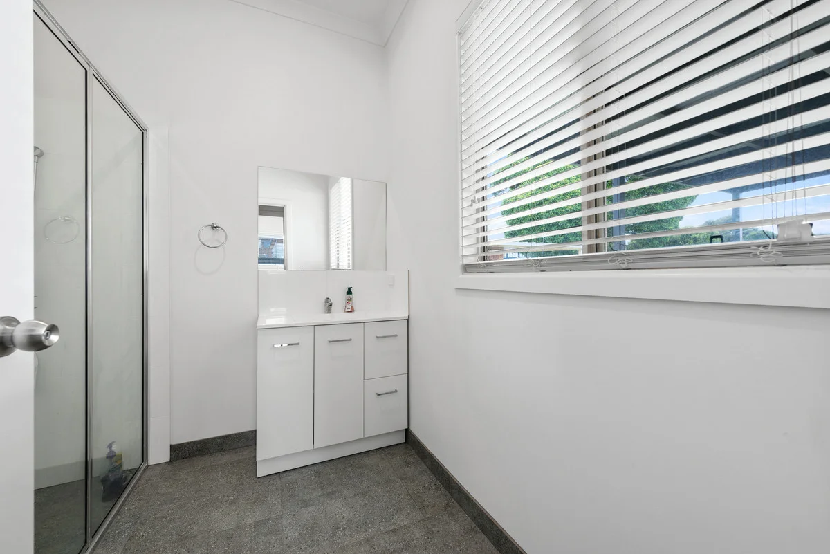 Additional image 13 of 28 Carpenter Street, Lakes Entrance VIC 3909