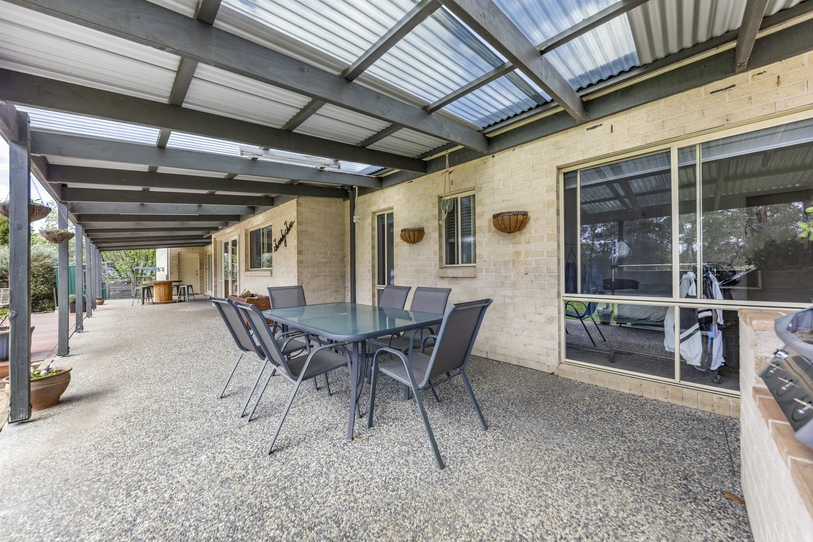 Additional image 24 of 4 Hague Court, Drouin VIC 3818