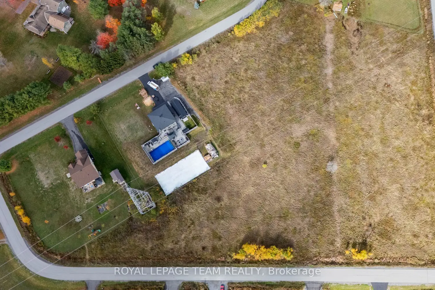 77 Learmonth Avenue photo 3