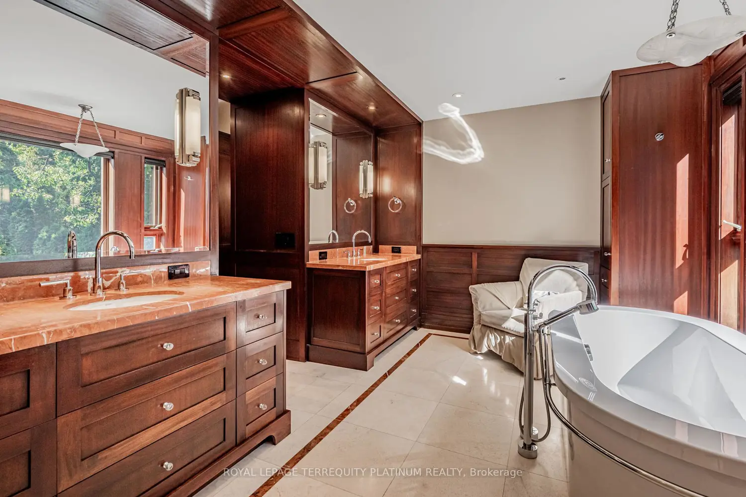 Additional image 9 of 177 Roxborough Drive