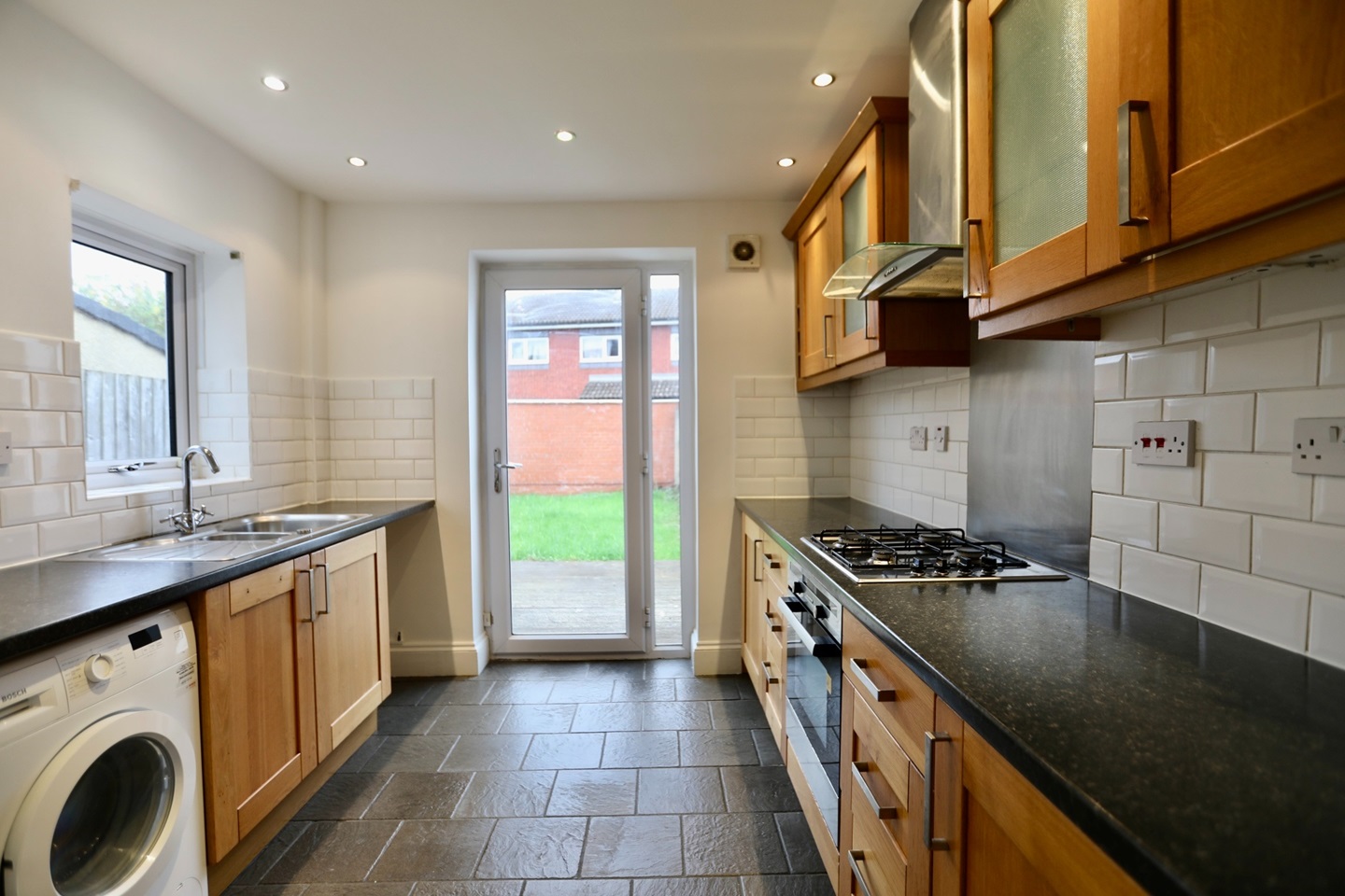 4 Bed Terraced House, Tudor Road, BS2, N1 7GU
