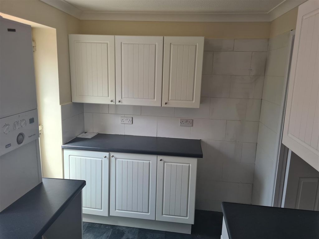 Additional image 6 of 2 bed terraced house to rentLlys Y Celyn, Caerphilly CF83