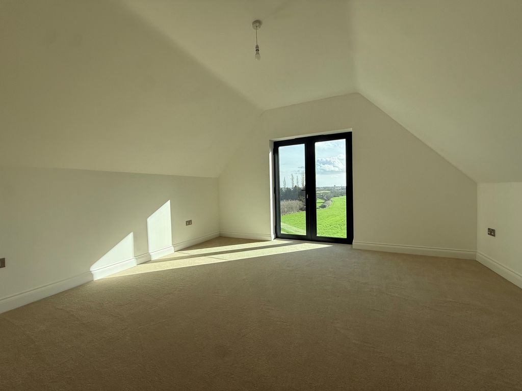 Additional image 39 of 5 bed detached house to rentOld Rydon Lane, Exeter EX2