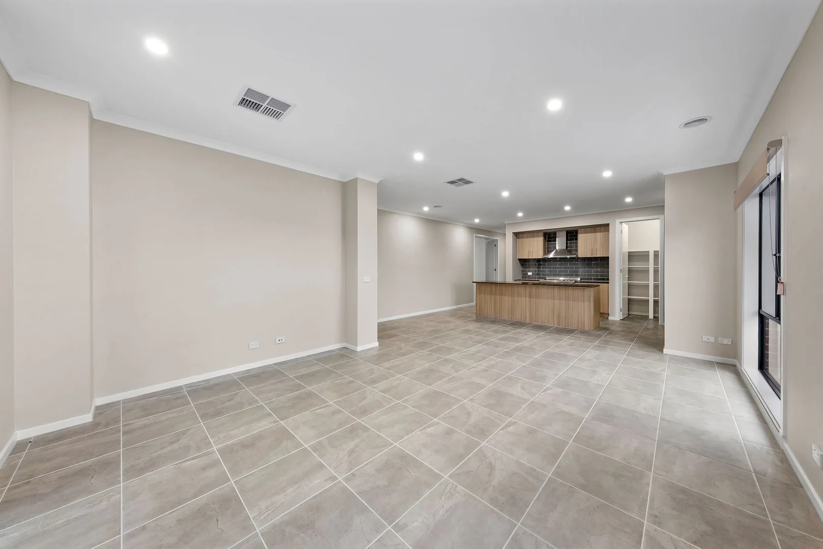 Additional image 2 of 35 Emilia Circuit, Fraser Rise VIC 3336