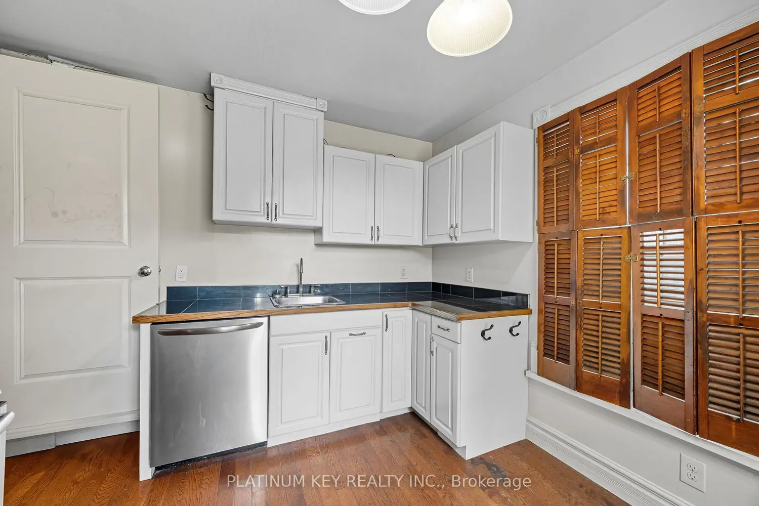 Additional image 11 of 603 Queens Avenue