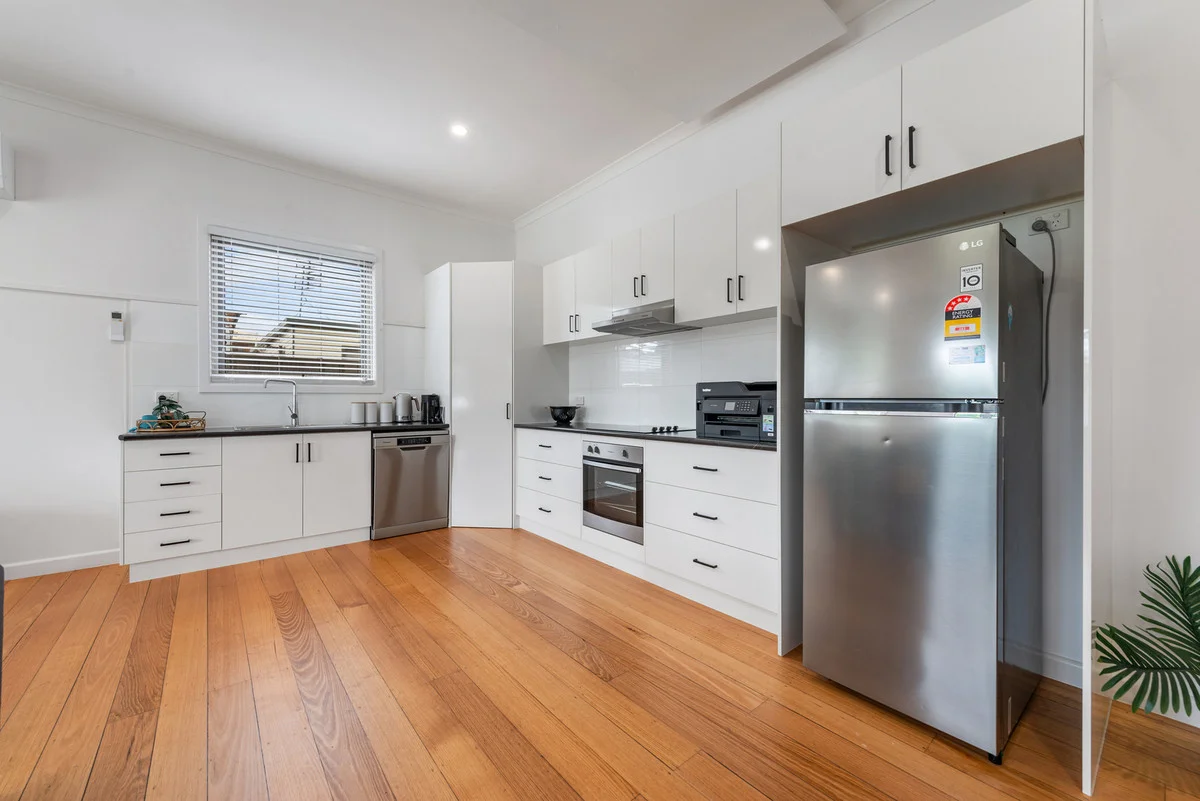 Additional image 10 of 28 Carpenter Street, Lakes Entrance VIC 3909