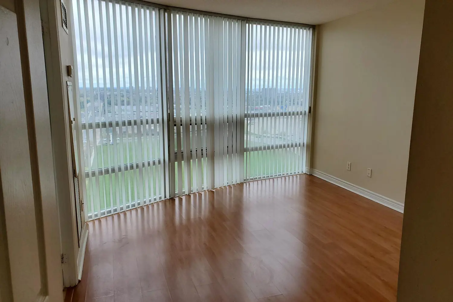 Additional image 8 of 83 Borough Drive 1405