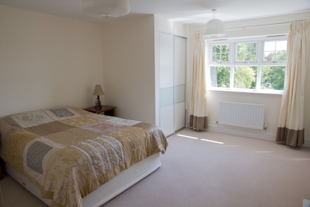 Additional image 8 of 5 bed detached house to rentThe Ridings, Horsted Keynes, Haywards Heath RH17