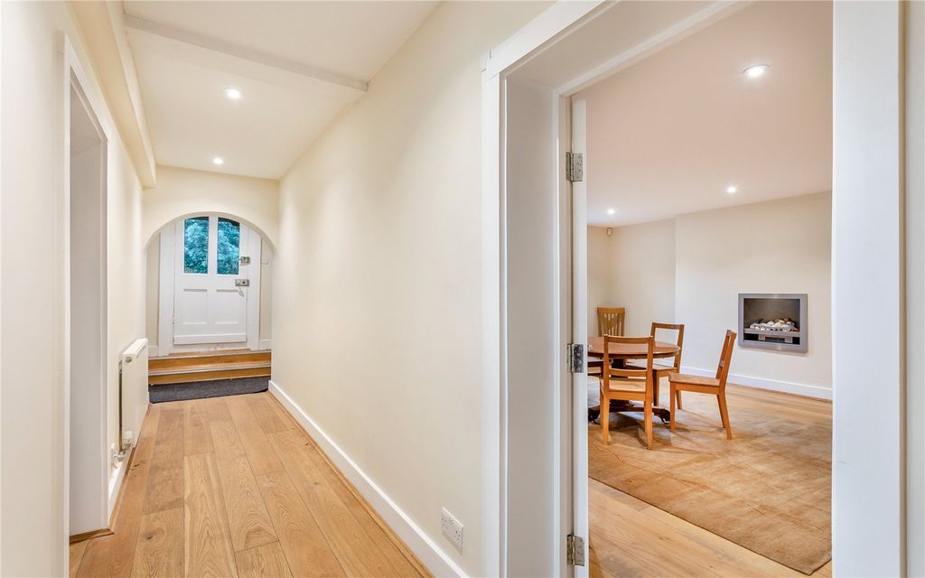 Additional image 19 of 8 bed detached house to rentBrooklands Avenue, Cambridge, Cambridgeshire CB2
