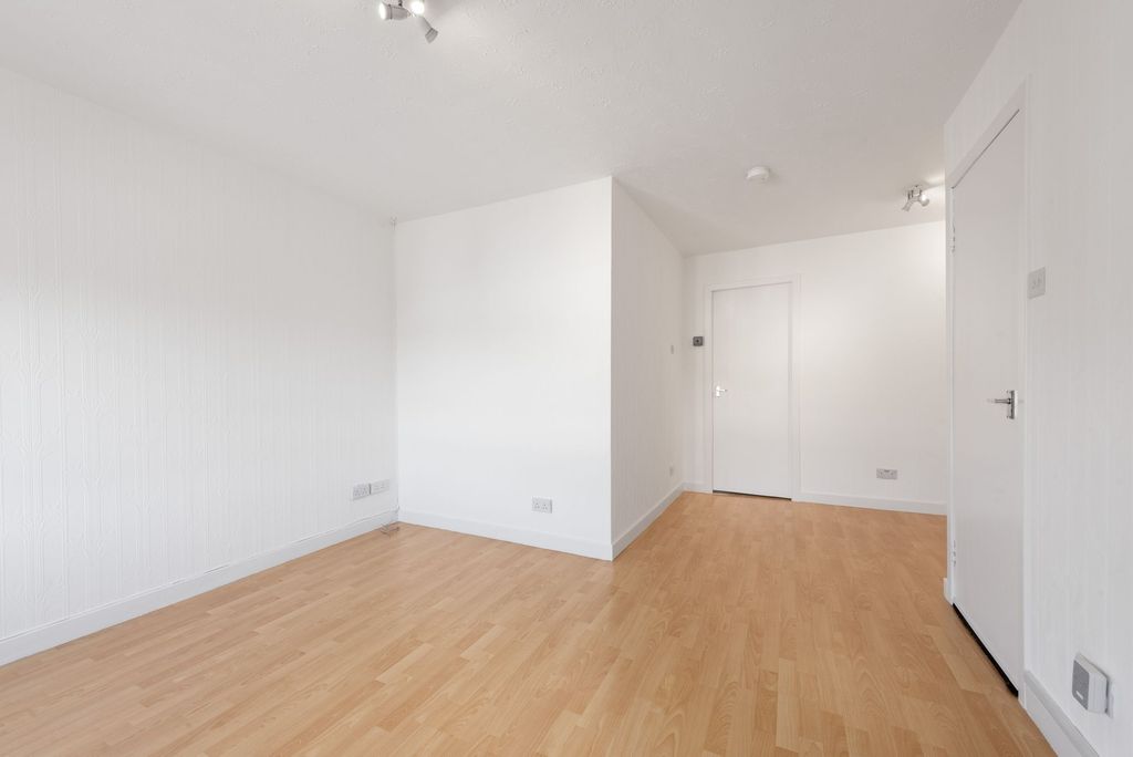 Additional image 6 of 1 bed flat to rentLennox Gardens, Linlithgow EH49